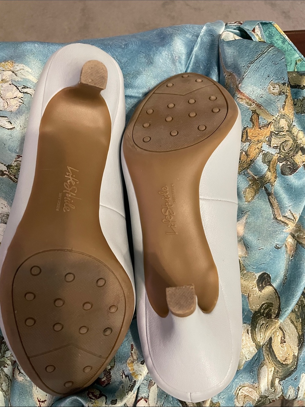Life Stride Women's Pale Blue Patent Round-Toe Flats - Picture 4 of 8